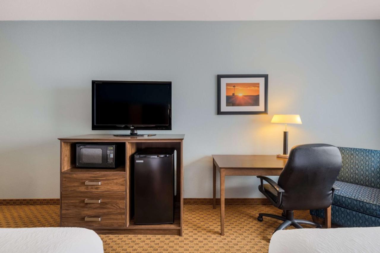 Best Western South Plains Inn & Suites Levelland Экстерьер фото