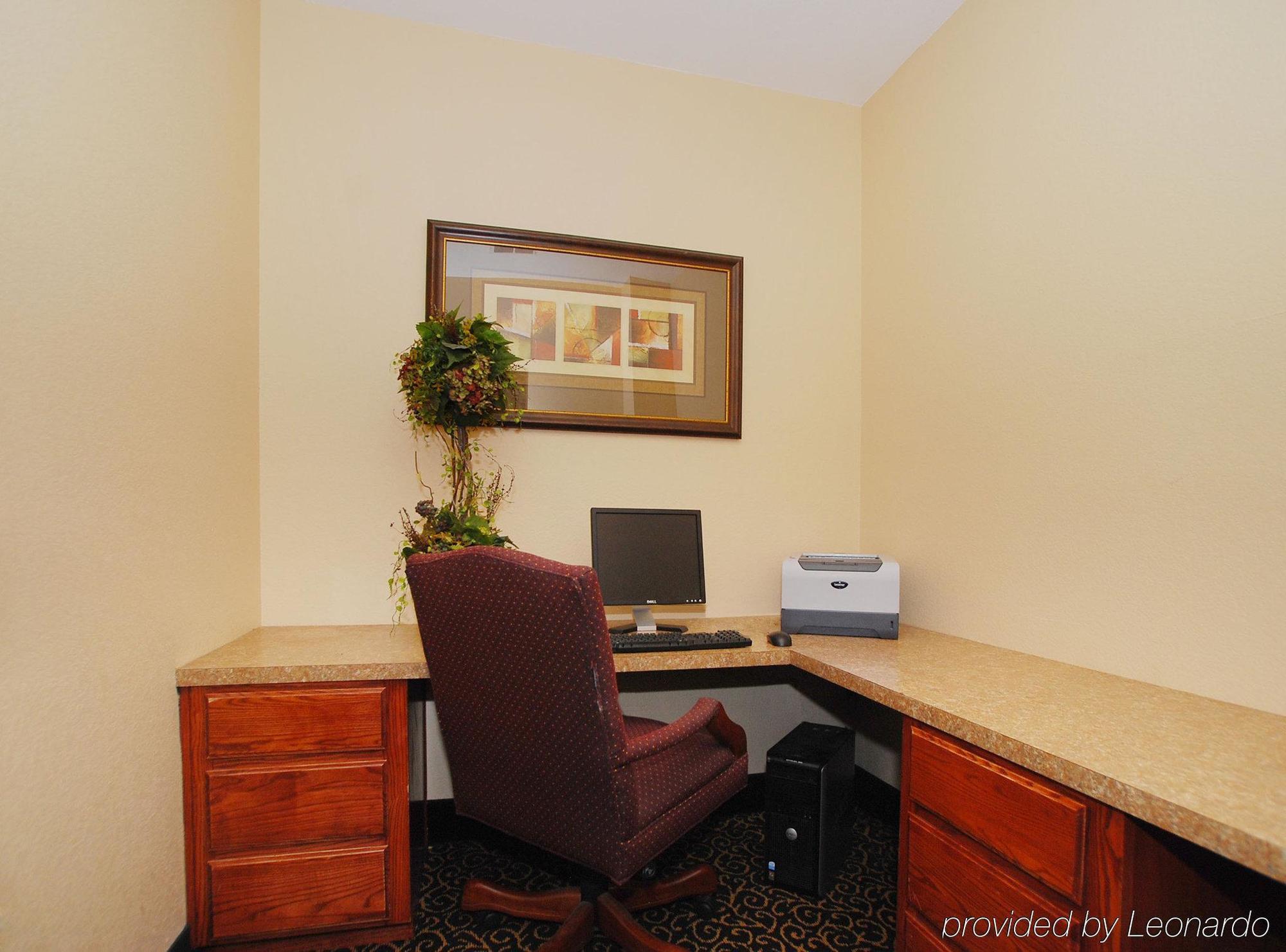 Best Western South Plains Inn & Suites Levelland Удобства фото